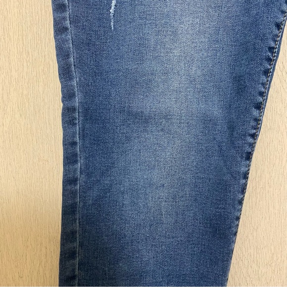 Rockstar Super Skinny Medium Wash Jeans - Old Navy - Size 14 Long - Picture 6 of 10